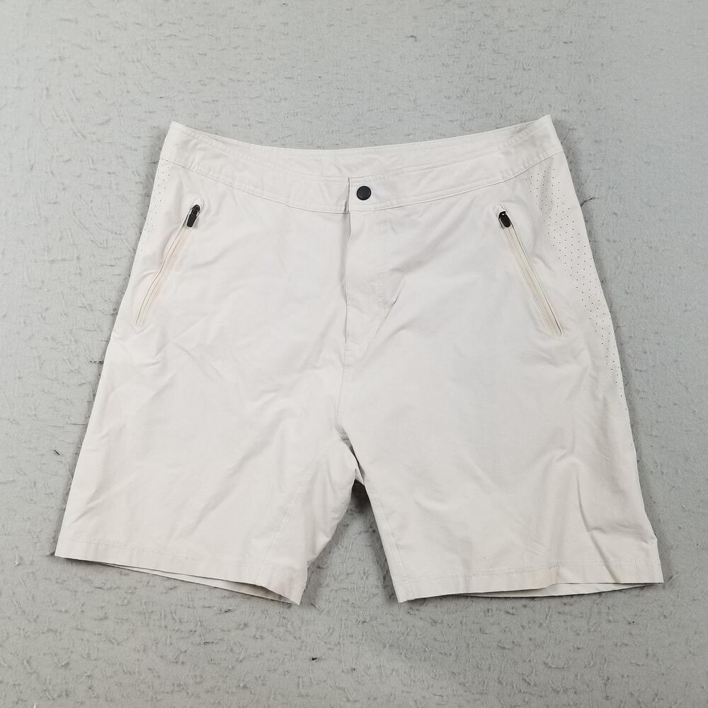 Mack Weldon Shorts Mens XL Beige Nylon Zip Pocket Ventilated Khaki Golf Stretch